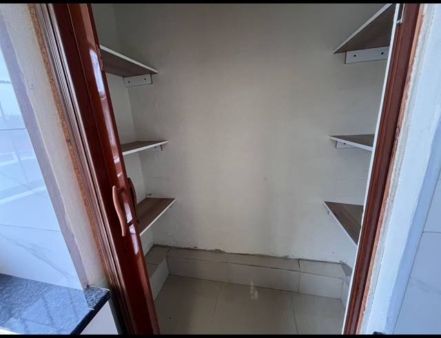 3 BEDROOM FLAT TO LET IN CARRINGTON HEIGHTS